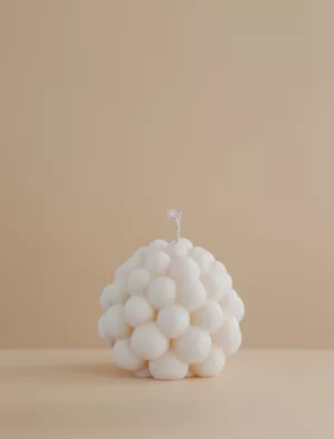 בּוּבֶּלָה (BUBBELA) – נר בועות סויה בעיצוב מודרני